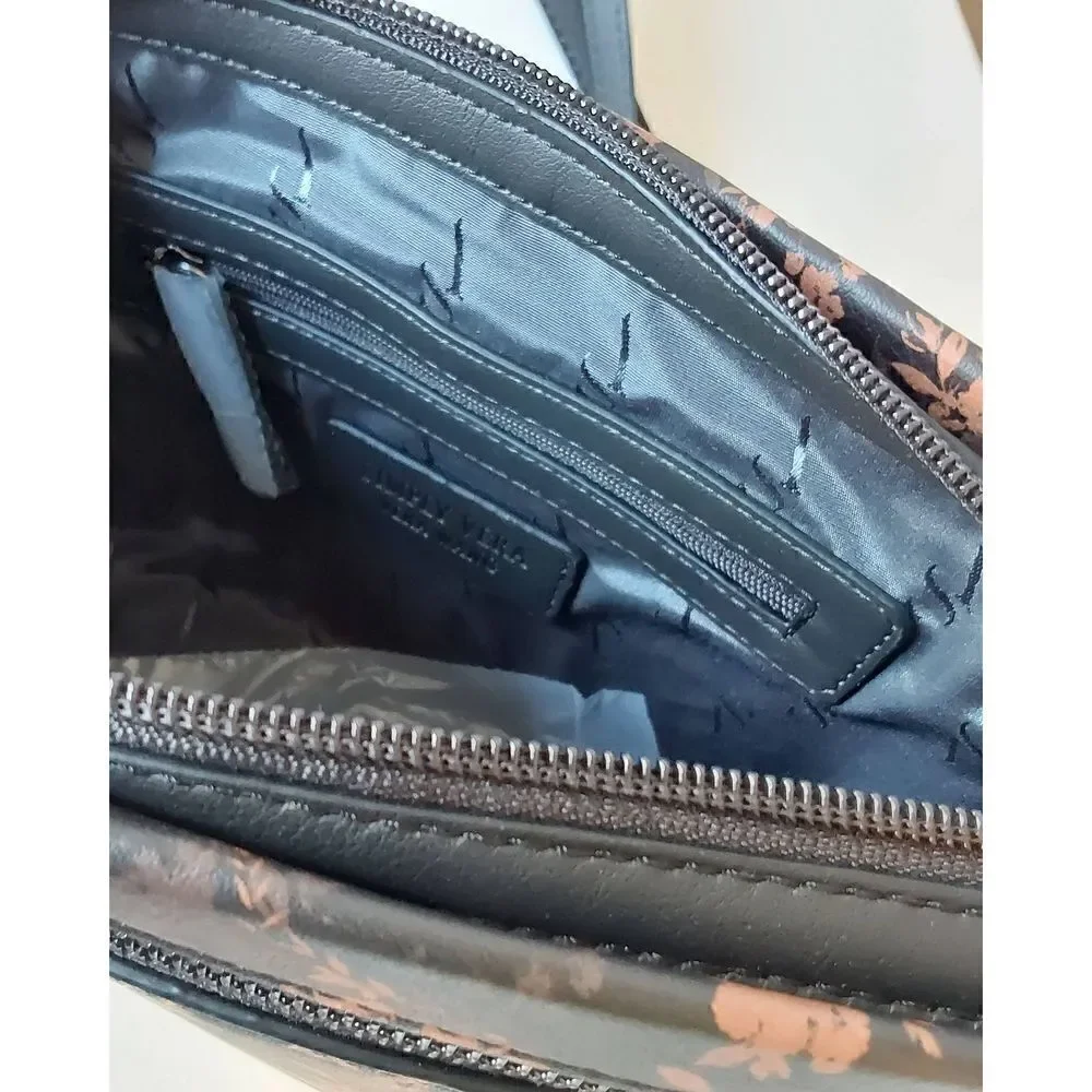 Simply Vera Sintra Crossbody Black/Brown New